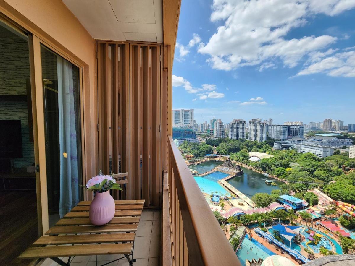 Lagoon View With Balcony 1-5Pax Sunway Resort Netflix Petaling Jaya Zewnętrze zdjęcie